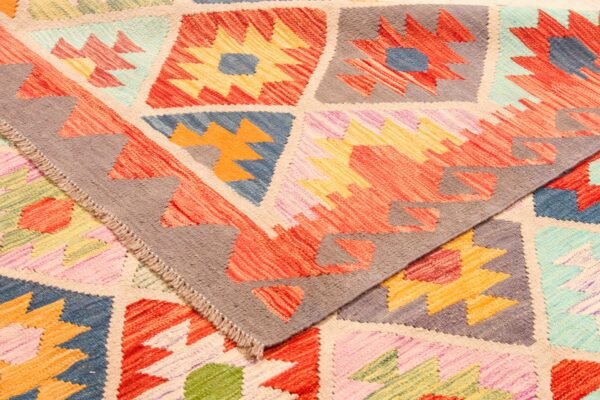 Handcrafted Home Exquisite Unique Kilim rug - Image 2