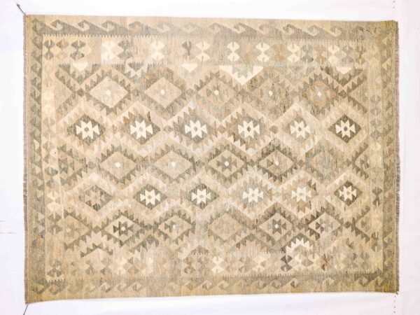 Natural Wool Color undyed Kilim Rug