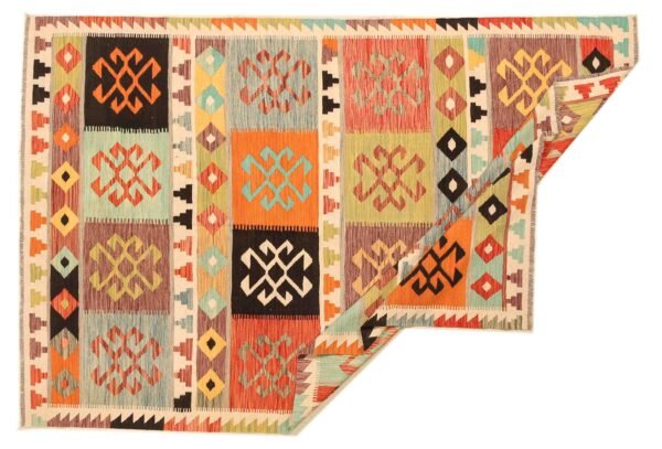 Large and Intricate Patterned Kilim Rug Handwoven with Pure Lamb Wool - Image 6