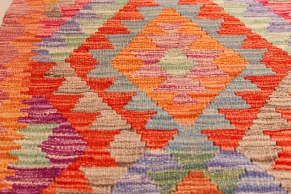 Pure Wool Kilim Rug Reversible and Fadeproof Natural Colours - Image 4