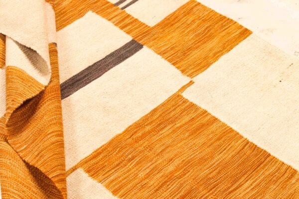 Modern Exquisite Design Kilim Rug - Image 5